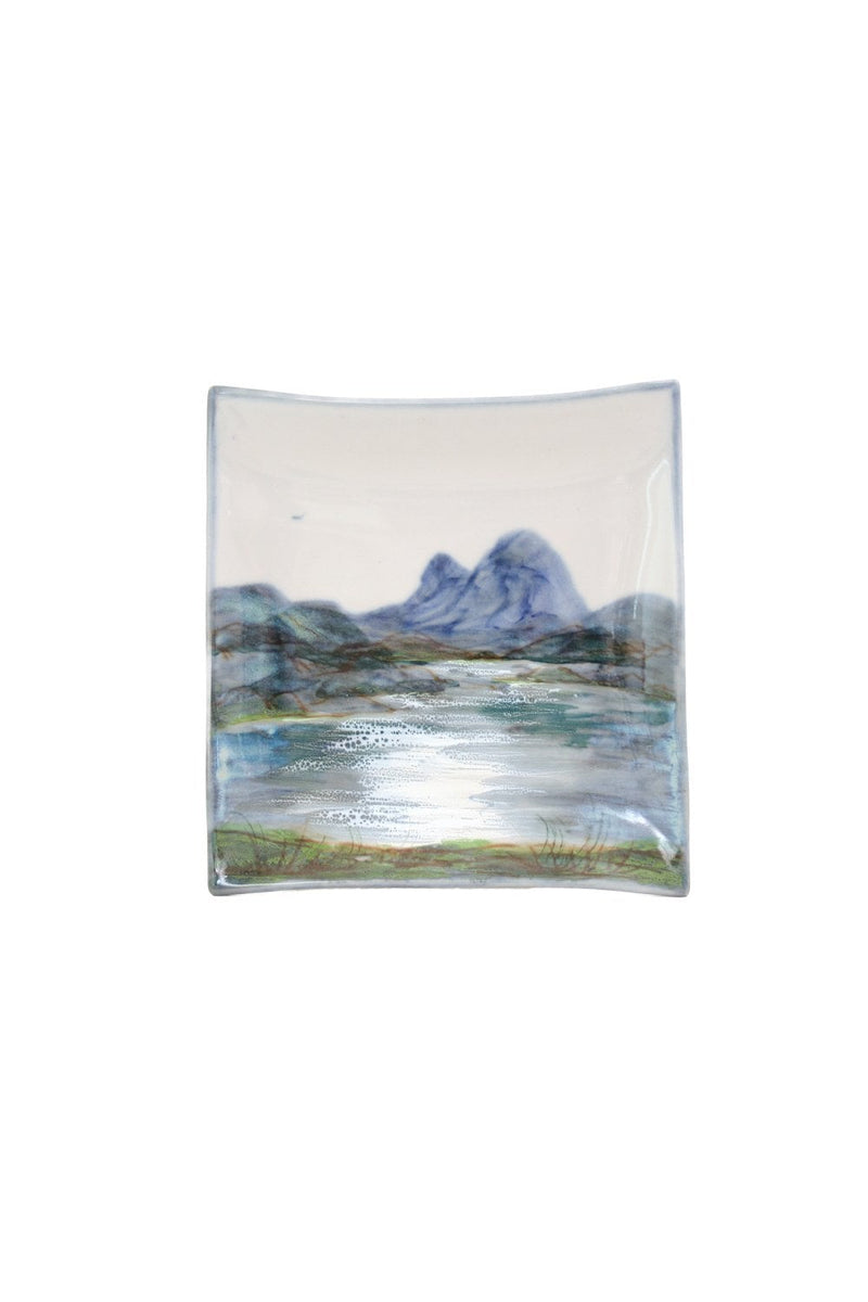 Dish Square Medium Landscape