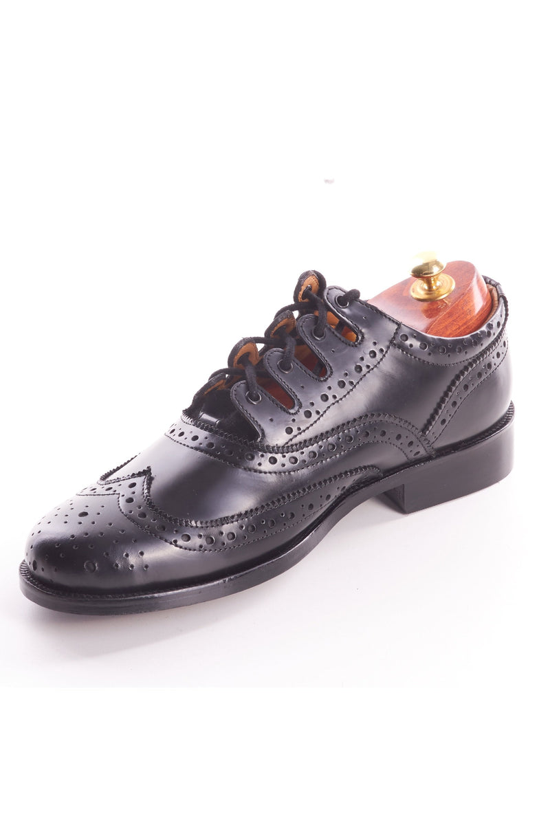 Ghillie Brogues Voyager Black