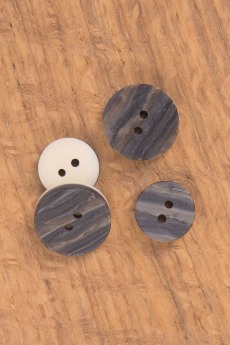 Pack of 4 Imitation Horn Buttons Brown