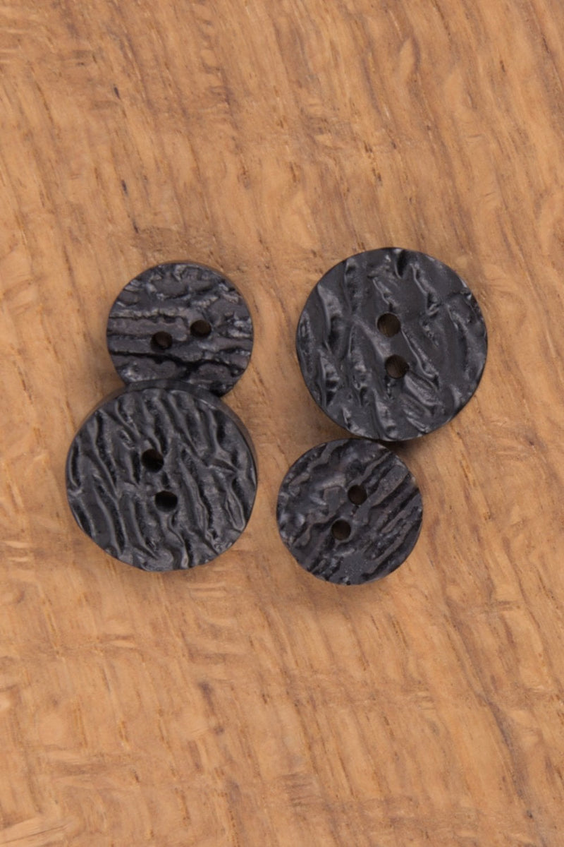 Pack of 4 Imitation Horn Buttons Black