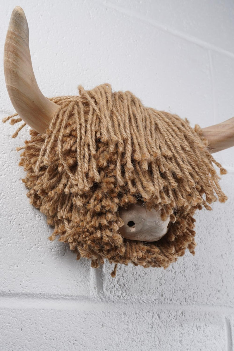 Ailsa Medium Wall-Mounted Highland Cow, Natural Jute