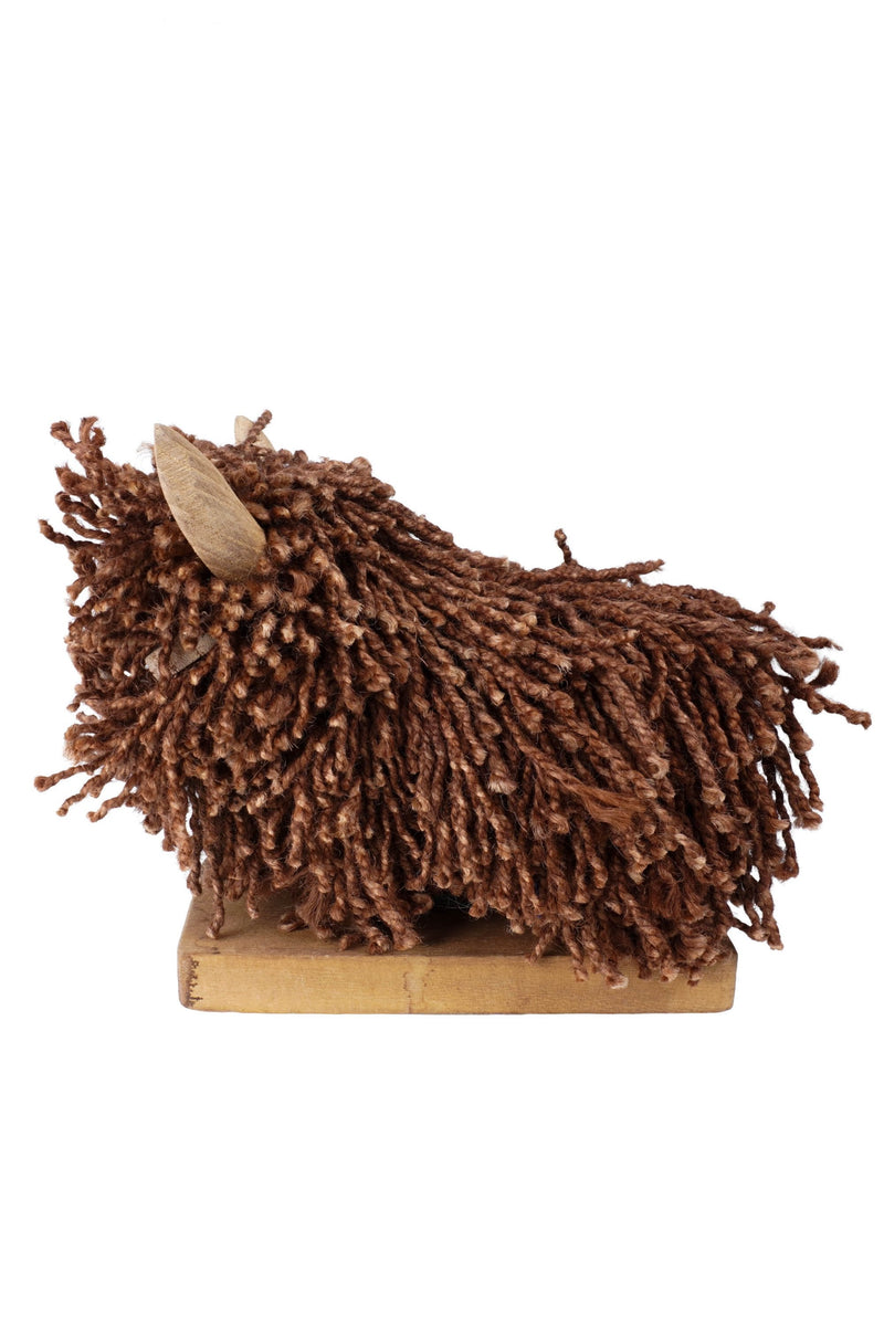 Morag Teeny Weeny Standing Highland Cow