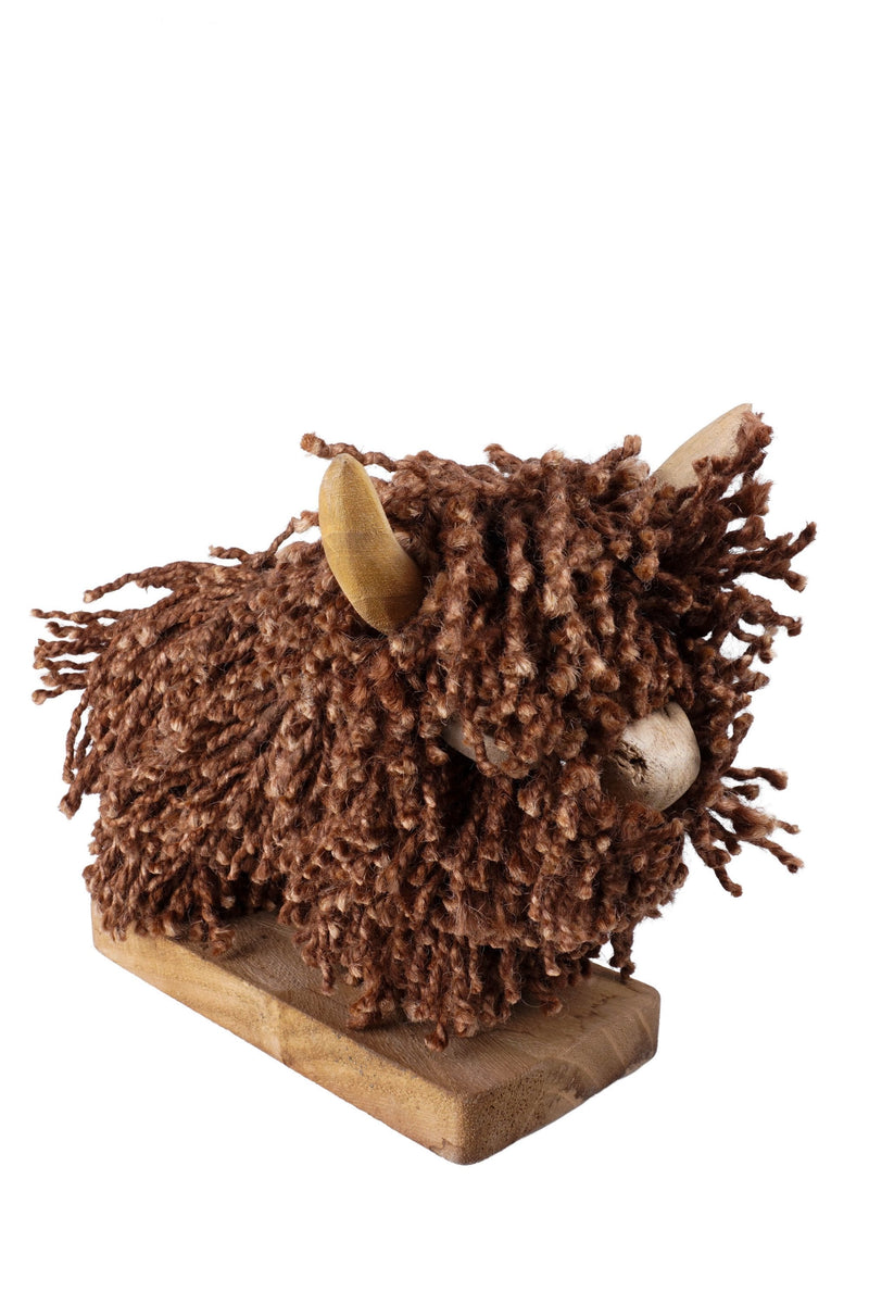 Morag Teeny Weeny Standing Highland Cow