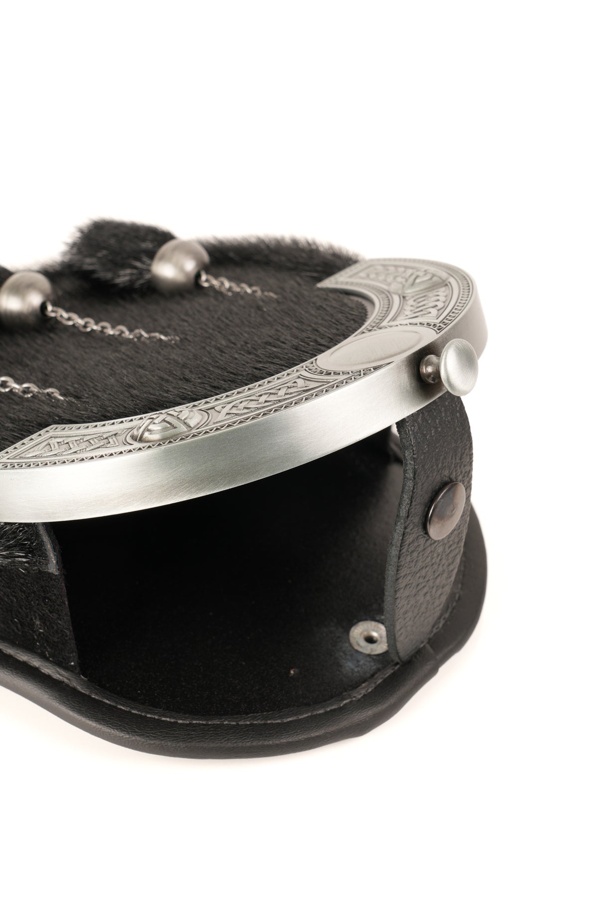 Dress Sporran Black Seal with Celtic Antique Cantle