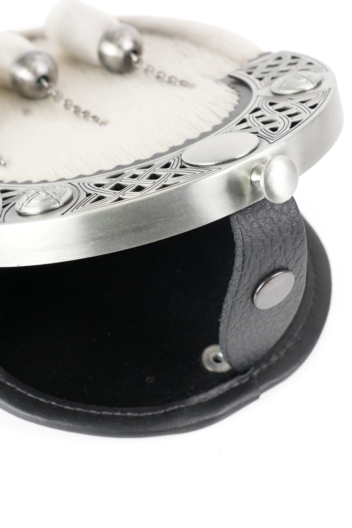 Dress Sporran Light Grey Seal with Celtic Pierced Antique Cantle