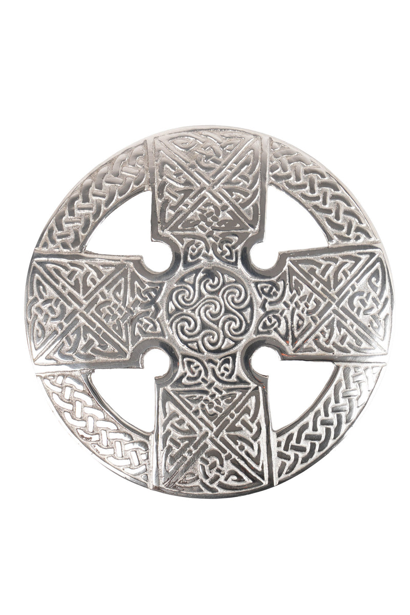 Pewter Plaid Brooch, Celtic Design by Pewtermill