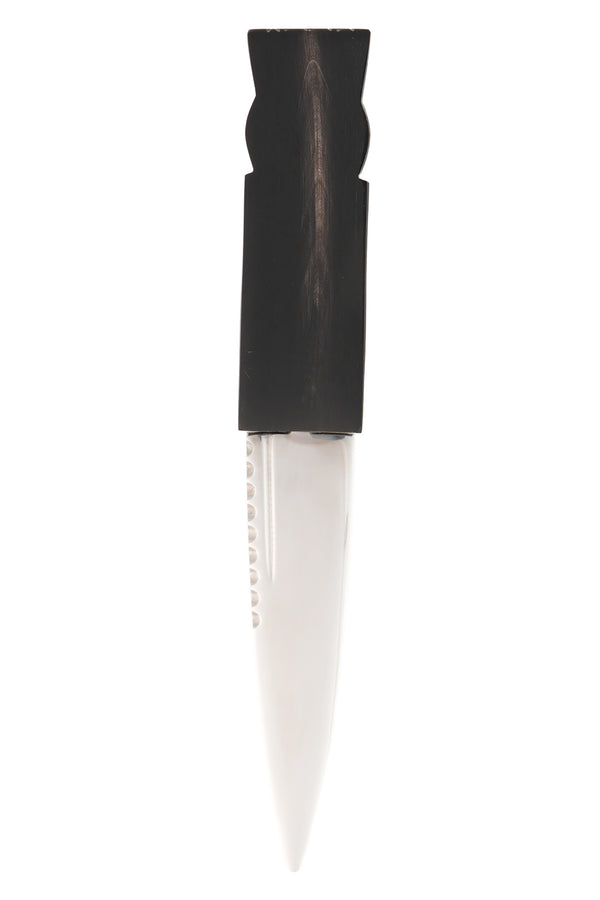 Sgian Dubh Oxhorn handle, carved thistle top, rear view